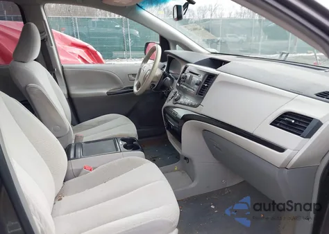 2014 Toyota Sienna Le V6 8 Passenger from USA, damaged, VIN 5TDKK3DC1ES444825